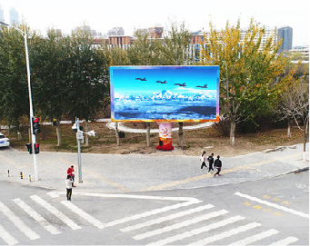 九龙户外大屏广告投放要点。